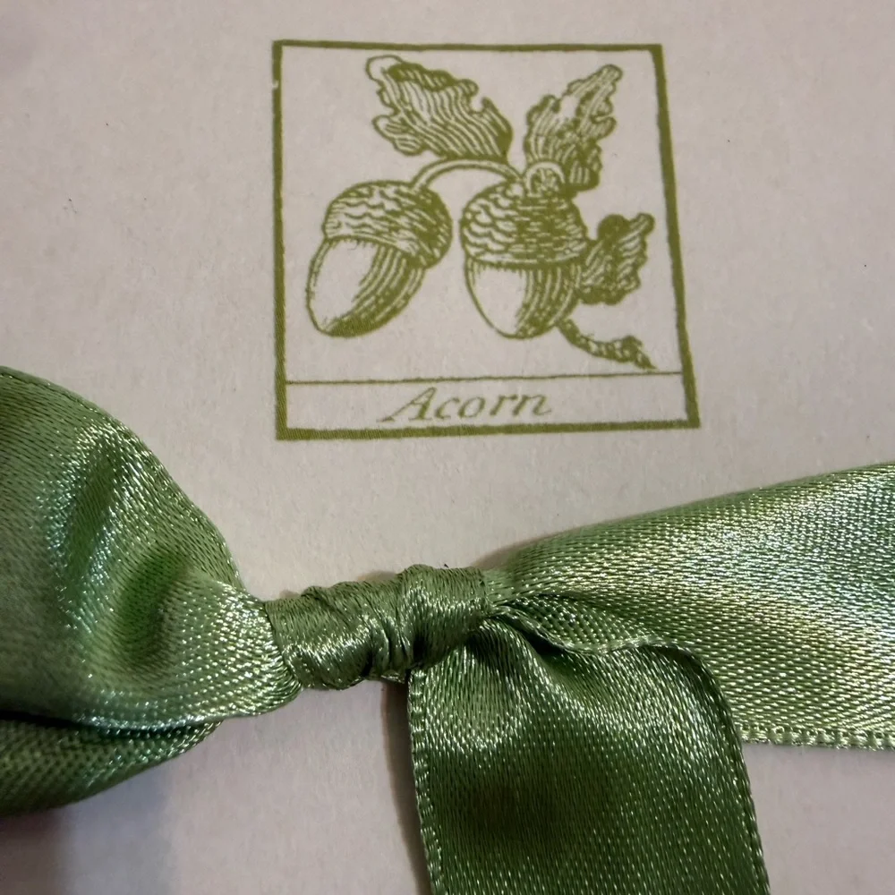 Acorn Vintage Notecards And Envelopes White And Green, Bowsart Notes